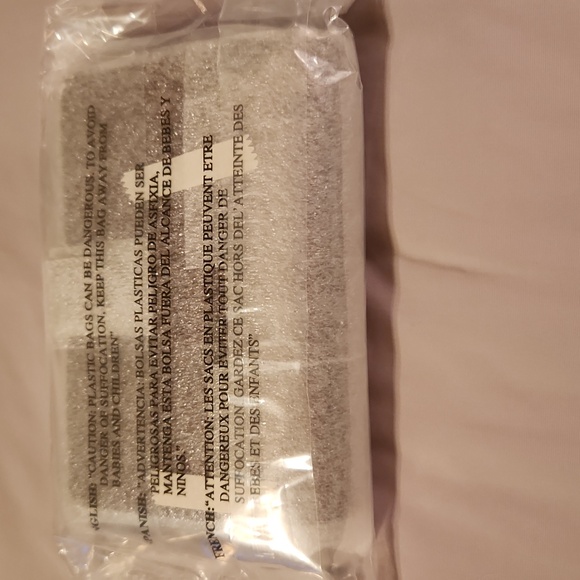 Spade Flower Embroidered Medium Bifold Wallet - Picture 6 of 6